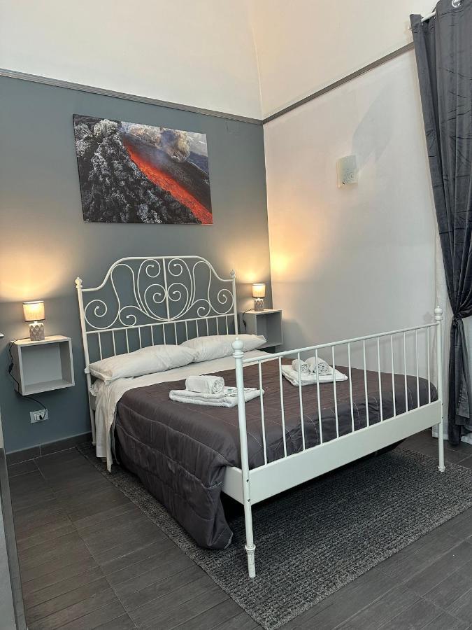 Etna Rooms Катания Екстериор снимка